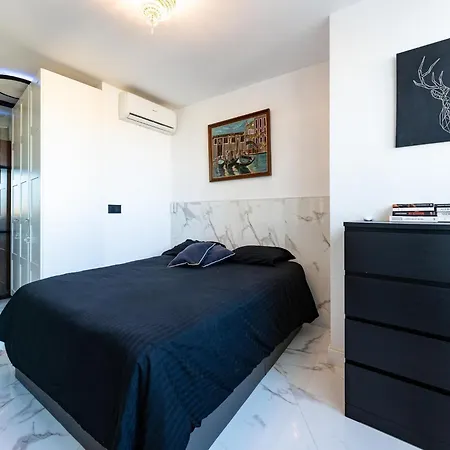 Renovated In * Τορρεμολίνος