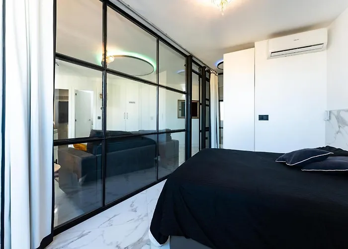 Renovated In Lägenhet Torremolinos